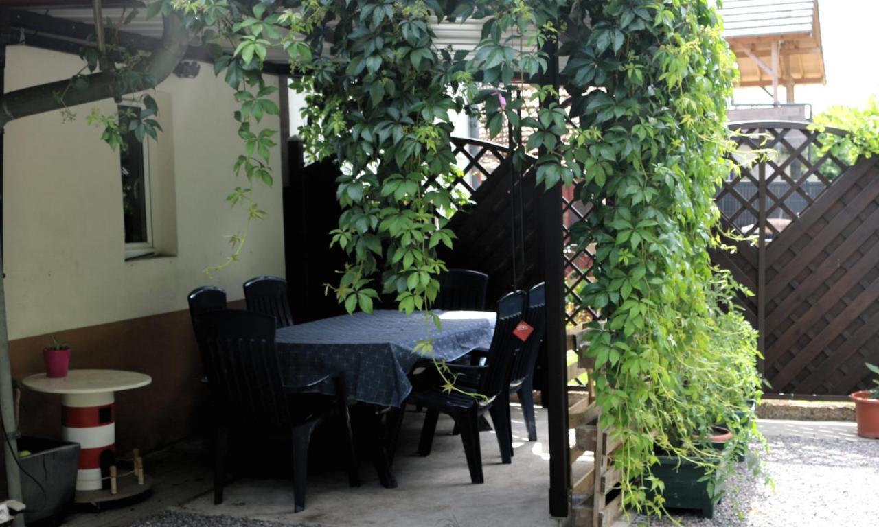 Meuble Celtic Apartment Нидерброн-ле-Бен Екстериор снимка