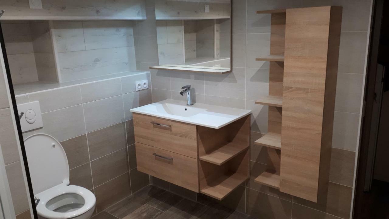 Meuble Celtic Apartment Нидерброн-ле-Бен Екстериор снимка